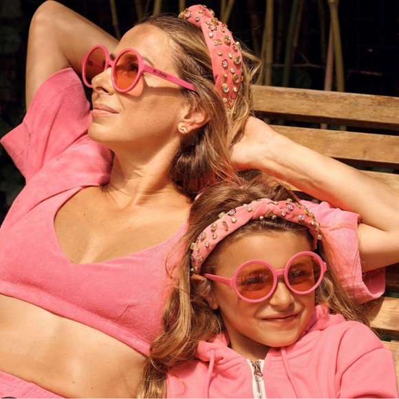 Lele Sadoughi x Barbie Hot Pink Oversized Round Sunglasses NWT - Picture 11 of 14